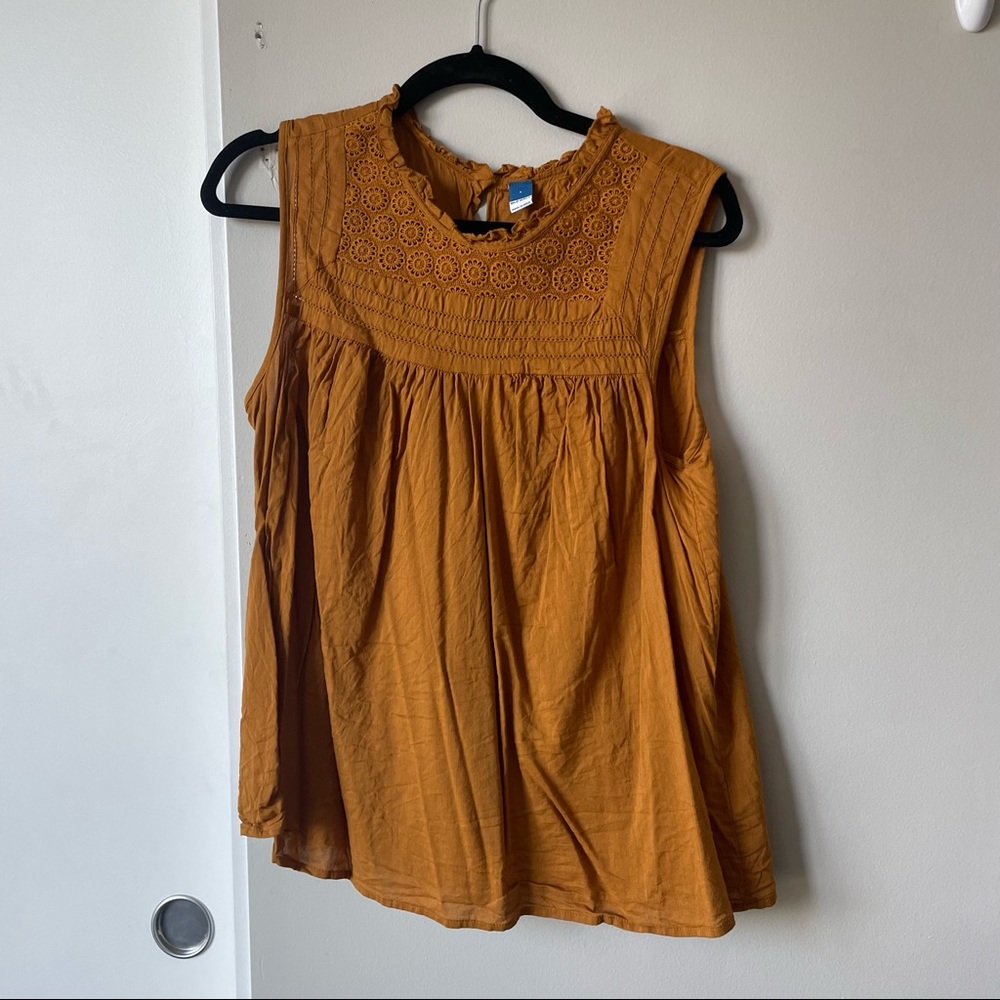 Sleeveless Textured Blouse Tank Top